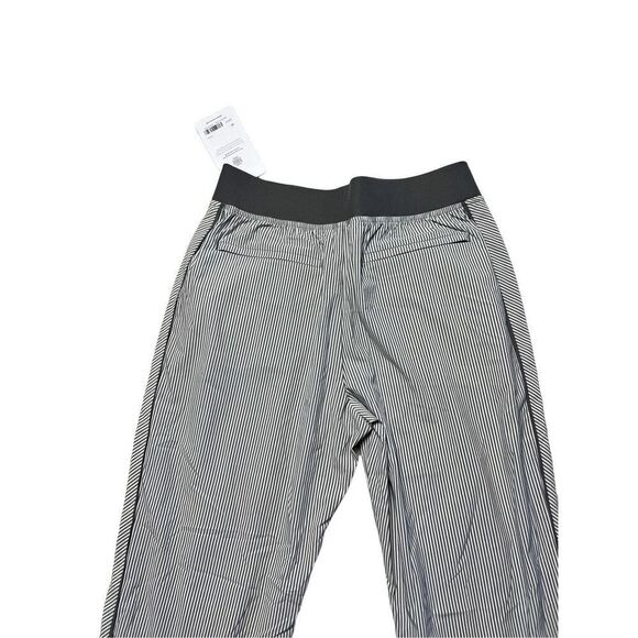 Athleta Women's Brooklyn Textured Pull On Striped Ankle Pants Size 10 NWT - Picture 4 of 8
